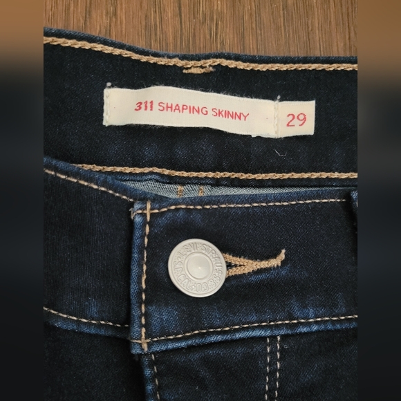 Levi's 311 Shaping Skinny classic dark denim wash Women's size 29 blue jeans - Picture 2 of 12